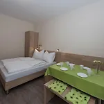 Centrum Apartmanhaz Apartament *