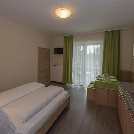 公寓 Centrum Apartmanhaz *