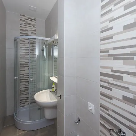 Centrum Apartmanhaz * Balatonboglár