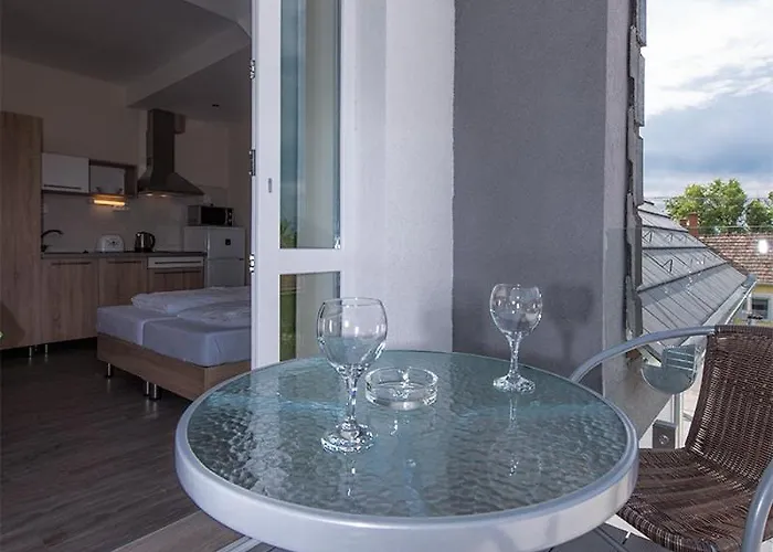 Apartament Centrum Apartmanhaz